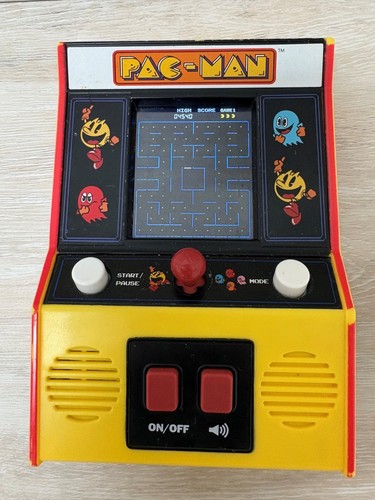 Vintage pac man mini arcade - man,